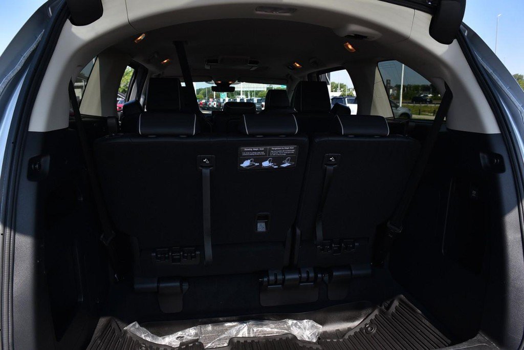 Certified 2026 Honda Odyssey Touring image 30