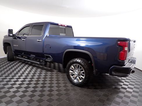 Used 2022 Chevrolet Silverado 2500 High Country w/ Z71 Off-Road Package AWD/4WD image 14