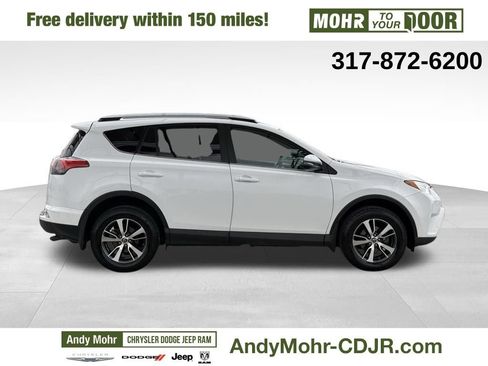 Used 2017 Toyota RAV4 XLE image 8
