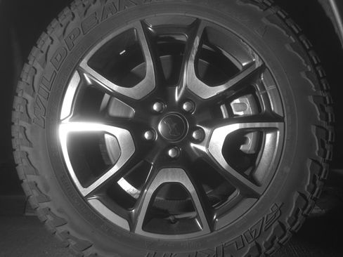 Used 2025 Jeep Compass Trailhawk image 13