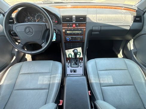 Used 1998 Mercedes-Benz C 280 Sedan image 16