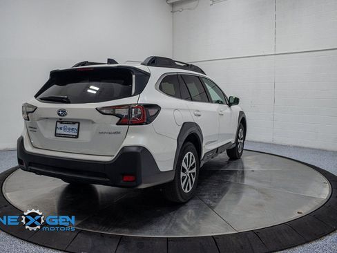 Used 2024 Subaru Outback Premium image 7