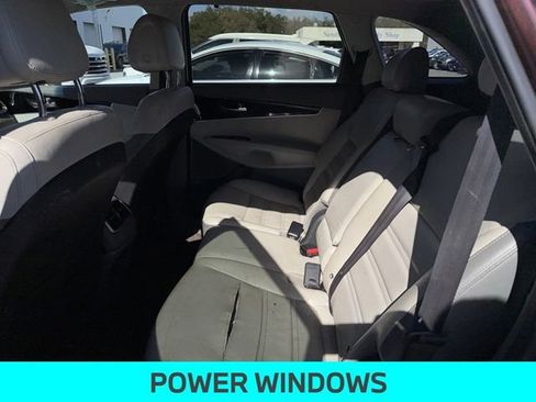 Used 2016 Kia Sorento SX FWD image 8