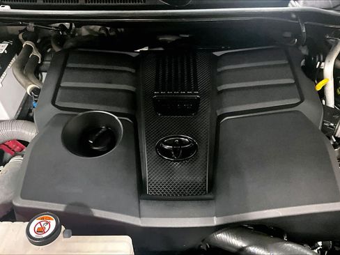 Used 2024 Toyota Tundra SR5 w/ TRD Off-Road Package AWD/4WD image 33