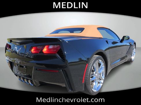 Used 2015 Chevrolet Corvette Stingray Convertible w/ 2LT Preferred Equipment Group image 5