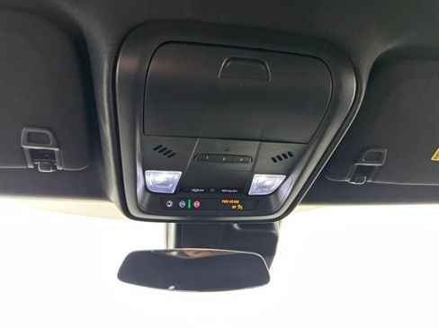 Used 2023 Cadillac XT4 Premium Luxury image 25