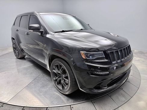 Used 2016 Jeep Grand Cherokee SRT AWD/4WD image 3