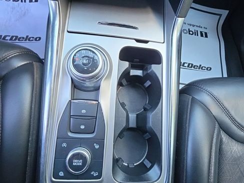 Used 2021 Ford Explorer Platinum w/ Equipment Group 601A AWD/4WD image 34