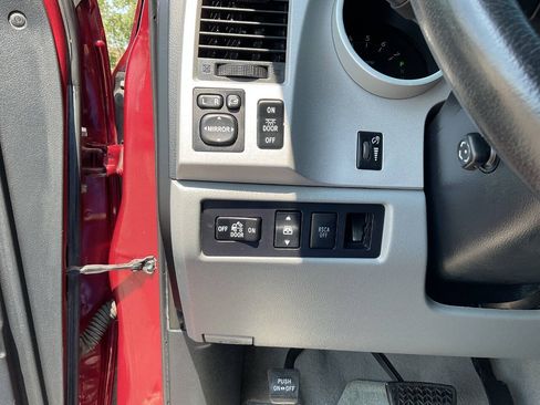 Used 2007 Toyota Tundra Limited AWD/4WD image 16