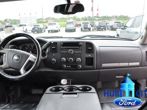 Used 2013 Chevrolet Silverado 2500 LT AWD/4WD image 16