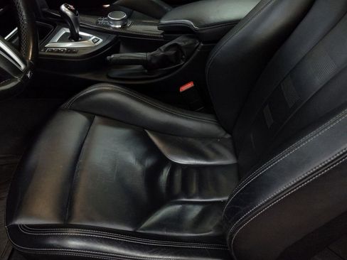 Used 2020 BMW M4 Coupe w/ Executive Package image 19