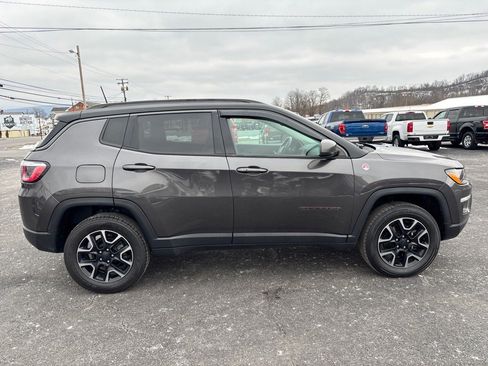 Used 2019 Jeep Compass Trailhawk AWD/4WD image 8