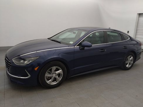 Used 2022 Hyundai Sonata SE image 2