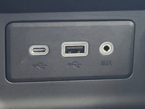 Certified 2024 GMC Terrain SLE w/ Elevation Edition image 5