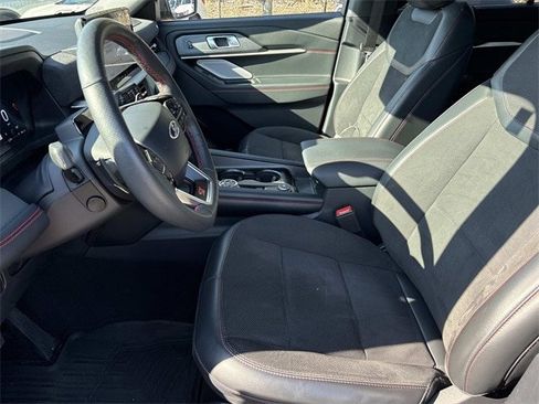 Certified 2025 Ford Explorer ST image 29