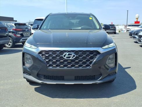 Used 2020 Hyundai Santa Fe SE image 2