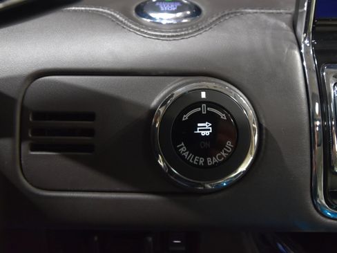 Used 2018 Lincoln Navigator Black Label w/ Cargo Package image 35