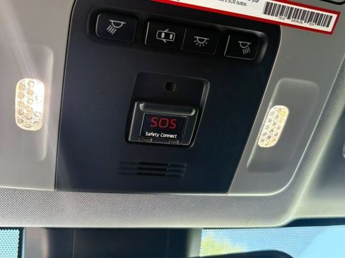 Used 2019 Toyota Camry XSE w/ Carpet Mat Package FWD image 30