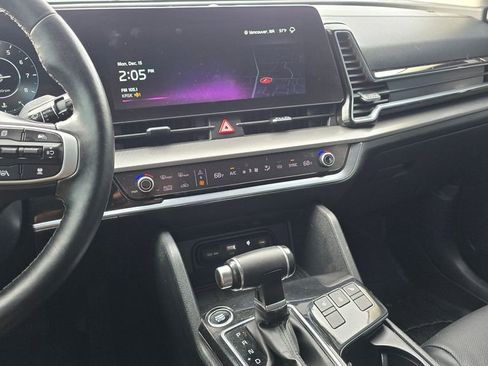 Used 2023 Kia Sportage SX image 29