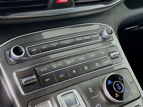 Certified 2023 Hyundai Santa Fe SEL AWD/4WD image 15
