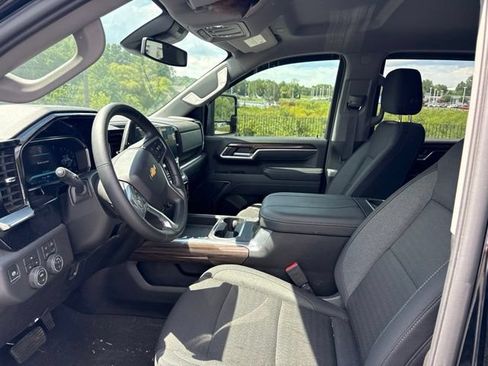 Used 2026 Chevrolet Silverado 2500 LT w/ All Star Edition AWD/4WD image 16