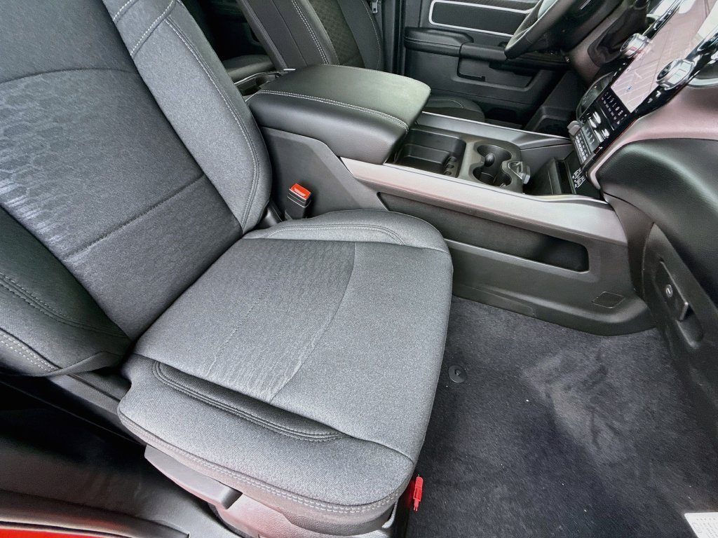 New 2027 RAM 3500 Big Horn AWD/4WD image 32