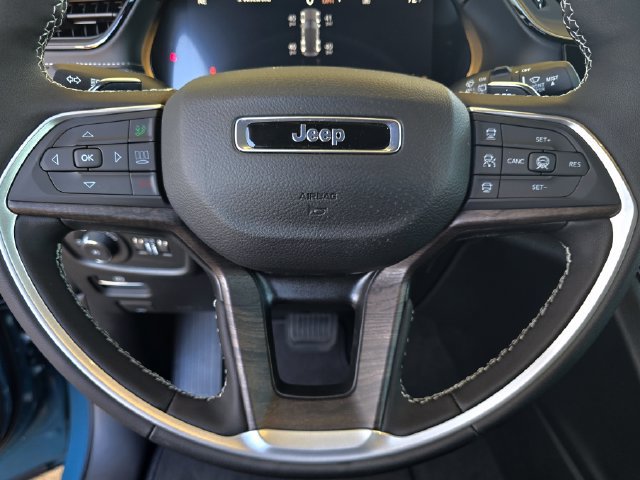 Used 2024 Jeep Grand Cherokee Limited 4xe AWD/4WD image 14