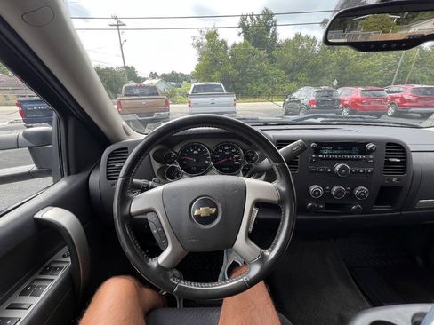 Used 2011 Chevrolet Silverado 3500 LT AWD/4WD image 20