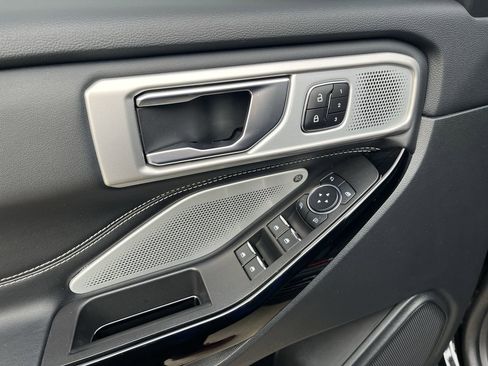 Used 2023 Ford Explorer ST w/ Equipment Group 401A image 19