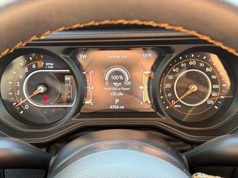 Certified 2025 Jeep Gladiator Sport image 17