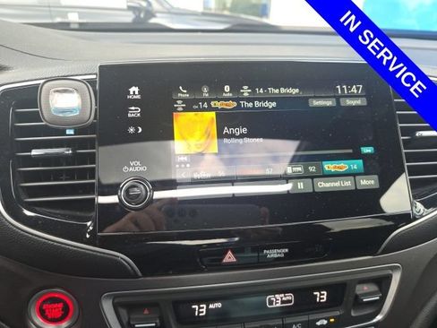 Used 2024 Honda Passport EX-L image 7