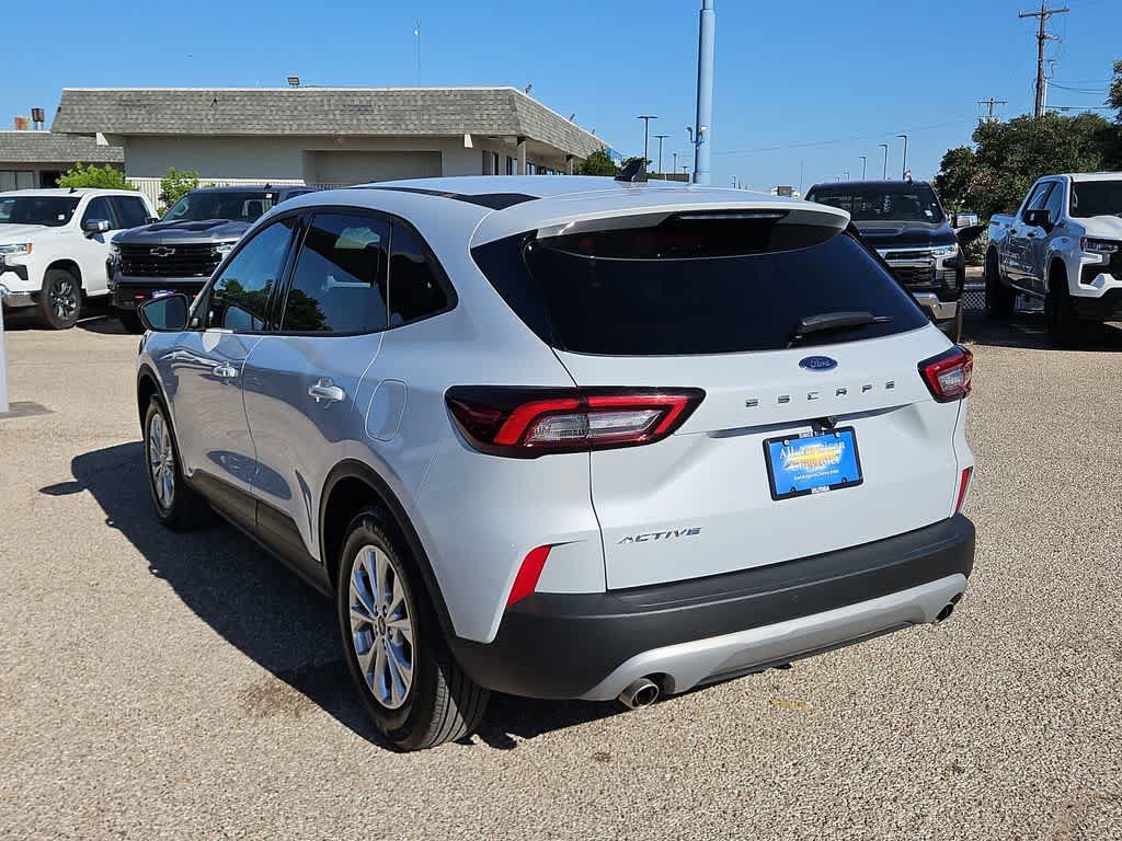 Used 2025 Ford Escape Active FWD image 6