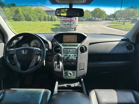 Used 2009 Honda Pilot Touring image 2