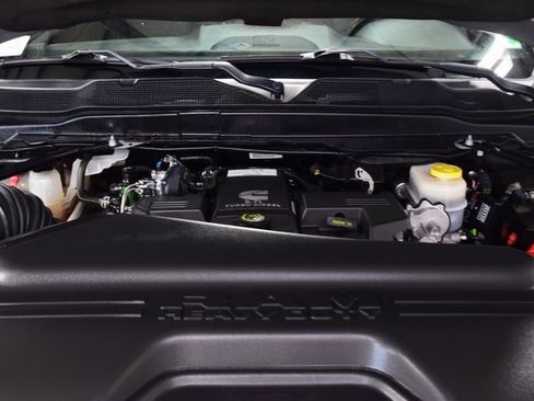 Used 2023 RAM 2500 Big Horn w/ Level B Equipment Group image 30