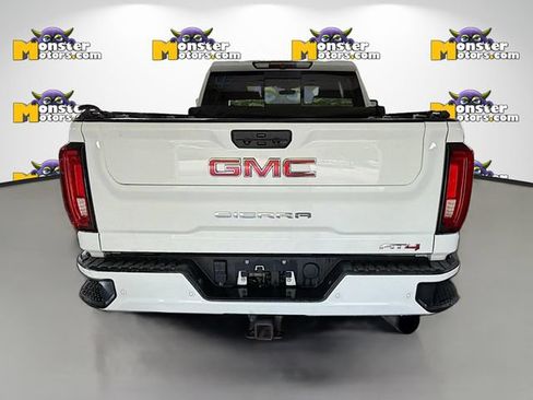 Used 2022 GMC Sierra 2500 AT4 w/ AT4 Preferred Package AWD/4WD image 5
