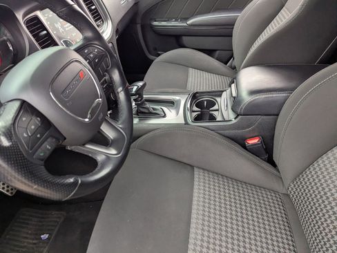 Used 2019 Dodge Charger GT w/ Blacktop Package image 15