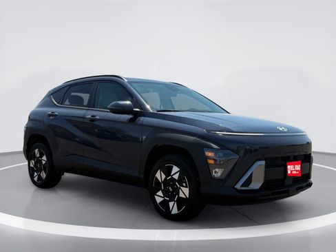 Used 2024 Hyundai Kona SEL AWD/4WD image 5