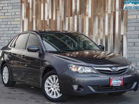 Used 2011 Subaru Impreza 2.5i Premium w/ PWR Moonroof Value Pkg image 9