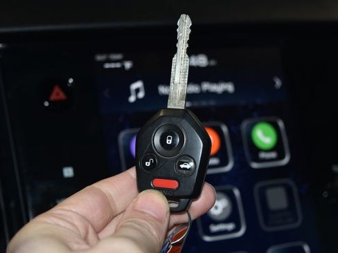 Used 2024 Subaru Outback Premium image 16