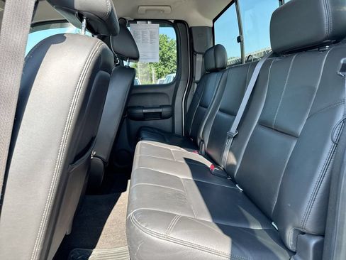 Used 2009 GMC Sierra 2500 SLT w/ SLT Convenience Package AWD/4WD image 21