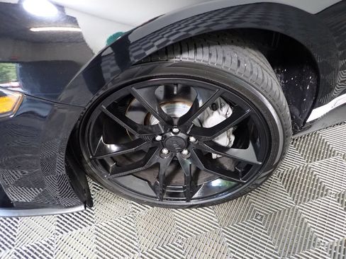 Used 2021 Ford Mustang GT Premium RWD image 36