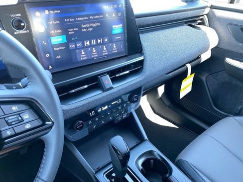 New 2026 Subaru Outback Premium AWD/4WD image 16