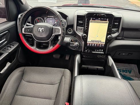 Used 2019 RAM 1500 Big Horn AWD/4WD image 10