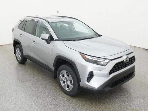 New 2025 Toyota RAV4 XLE image 29