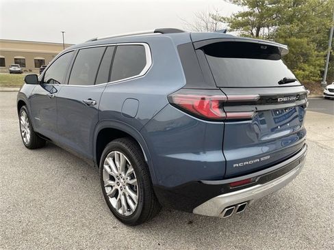 Used 2025 GMC Acadia Denali w/ Super Cruise Package image 3