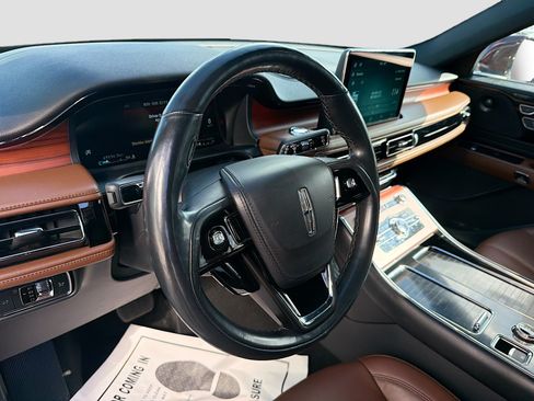 Certified 2022 Lincoln Aviator Reserve w/ Elements Package Plus RWD image 9