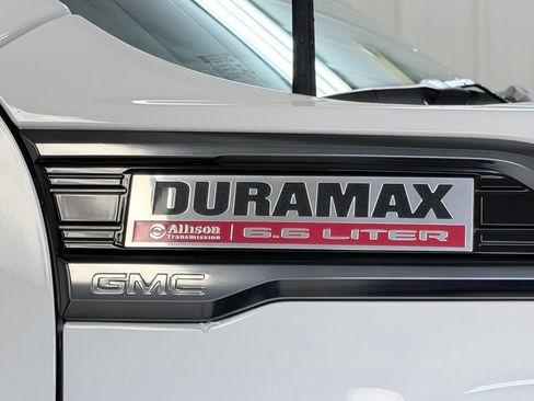 Used 2022 GMC Sierra 2500 AT4 w/ AT4 Premium Plus Package AWD/4WD image 6