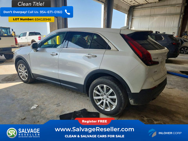 Used 2019 Cadillac XT4 Luxury AWD/4WD image 3