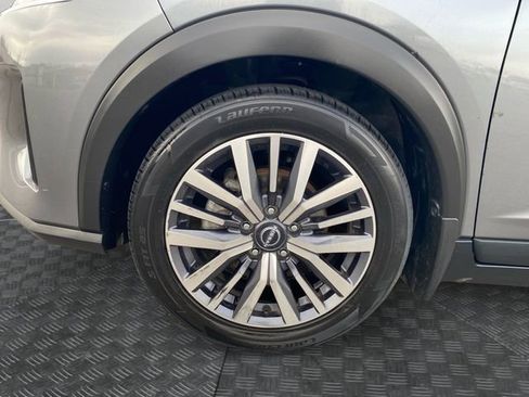 Used 2023 Nissan Kicks SV image 30