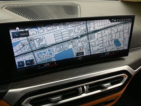 Used 2024 BMW 430i Convertible image 23